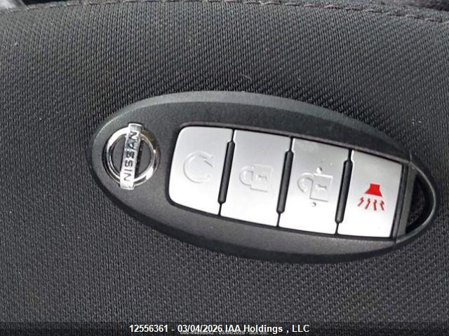 5N1AT2MT8JC823475 Nissan Rogue S/sl