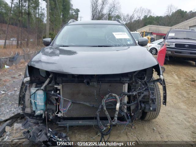 5N1AT2MT8JC823475 Nissan Rogue S/sl