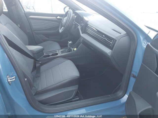 3VWSX7BU8SM083445 Volkswagen Jetta Comfortline