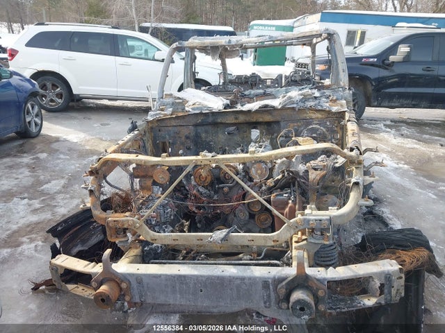 1C4HJXEN8NW238387 Jeep Wrangler Unlimited Sahara