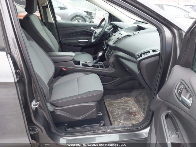 1FMCU9GDXJUC51614 Ford ESCAPE SE