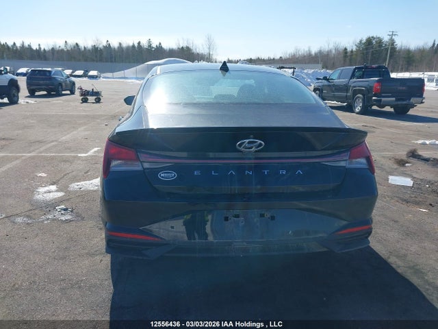 KMHLM4AG8NU354008 Hyundai Elantra Preferred Ivt