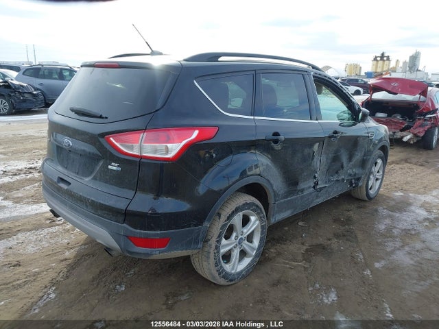 1FMCU9GX6GUC30844 Ford ESCAPE SE