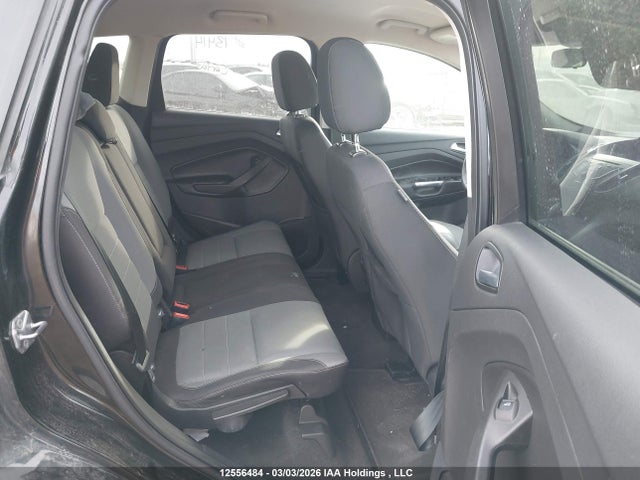 1FMCU9GX6GUC30844 Ford ESCAPE SE