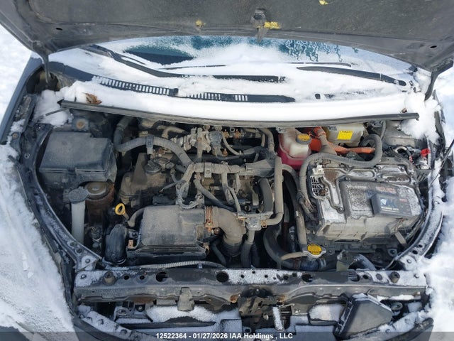 JTDKDTB32F1586127 Toyota Prius C Technology