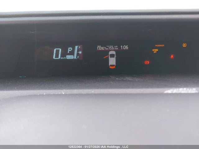 JTDKDTB32F1586127 Toyota Prius C Technology