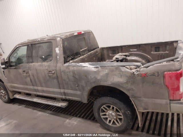 1FT7W2BT5KEG27525 Ford F-250 Lariat
