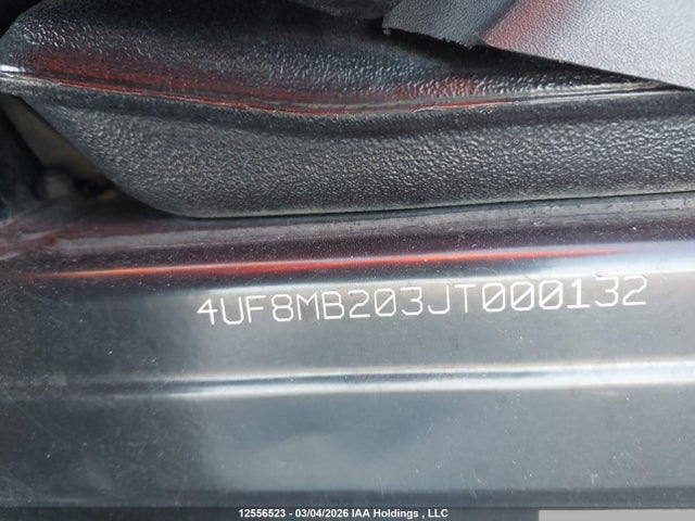 12556523 :رقم المزاد ، 4UF8MB203JT000132 vin ، 2018 Yamaha Sw1nsrlppl مزاد بيع