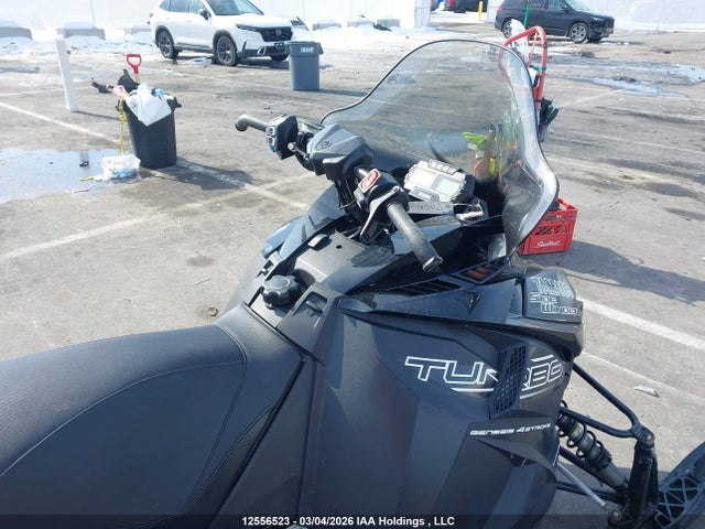 12556523 :رقم المزاد ، 4UF8MB203JT000132 vin ، 2018 Yamaha Sw1nsrlppl مزاد بيع