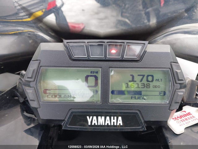 12556523 :رقم المزاد ، 4UF8MB203JT000132 vin ، 2018 Yamaha Sw1nsrlppl مزاد بيع