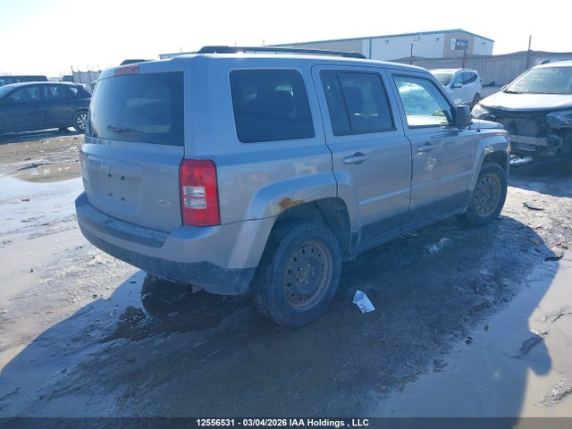 1C4NJRAB0ED776491 Jeep Patriot Sport/north