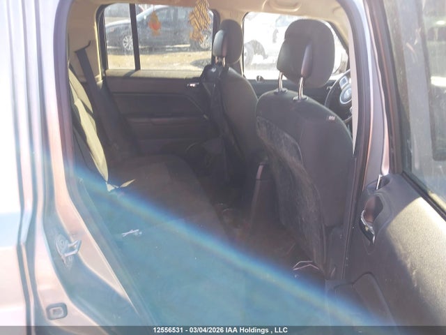 1C4NJRAB0ED776491 Jeep Patriot Sport/north