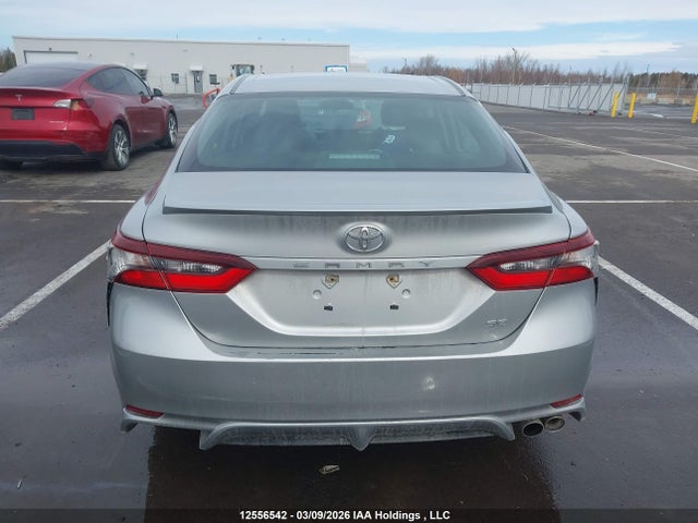 12556542 :رقم المزاد ، 4T1G11AK1MU452194 vin ، 2021 Toyota Camry Se/se Night Shade مزاد بيع
