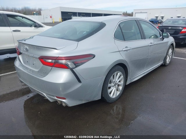 12556542 :رقم المزاد ، 4T1G11AK1MU452194 vin ، 2021 Toyota Camry Se/se Night Shade مزاد بيع