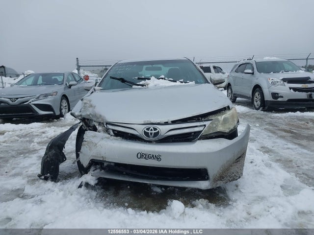 12556553 :رقم المزاد ، 4T1BF1FK6CU106466 vin ، 2012 Toyota Camry Le مزاد بيع