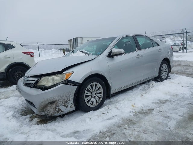 12556553 :رقم المزاد ، 4T1BF1FK6CU106466 vin ، 2012 Toyota Camry Le مزاد بيع