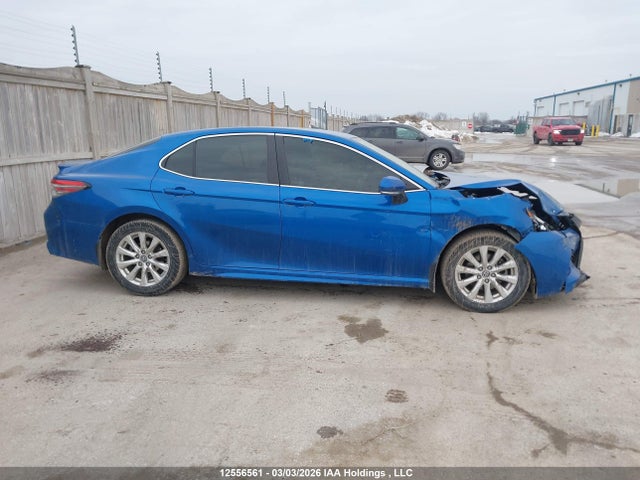 4T1B11HK5JU001250 Toyota CAMRY SE