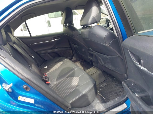 4T1B11HK5JU001250 Toyota CAMRY SE
