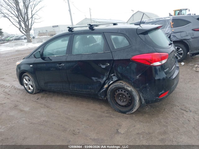 12556564 :رقم المزاد ، KNAHT8A34F7083771 vin ، 2015 Kia Rondo Lx/lx Value/lx Winter Edition مزاد بيع