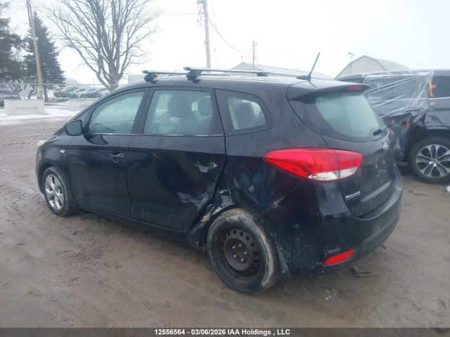 12556564 :رقم المزاد ، KNAHT8A34F7083771 vin ، 2015 Kia Rondo Lx/lx Value/lx Winter Edition مزاد بيع