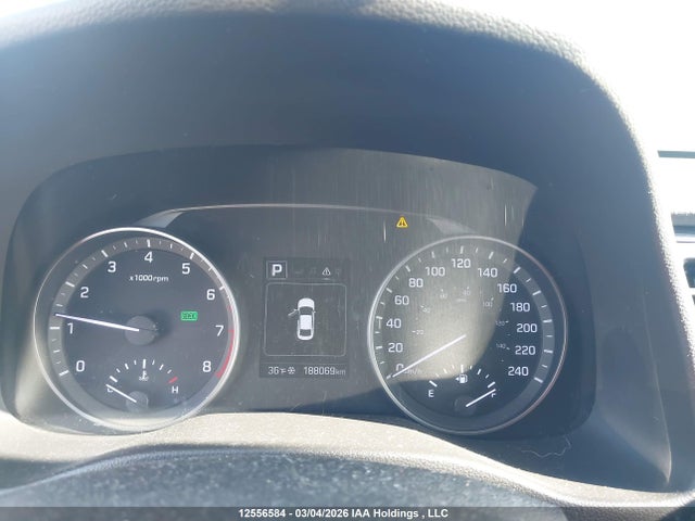 KMHD84LF8HU335413 Hyundai Elantra