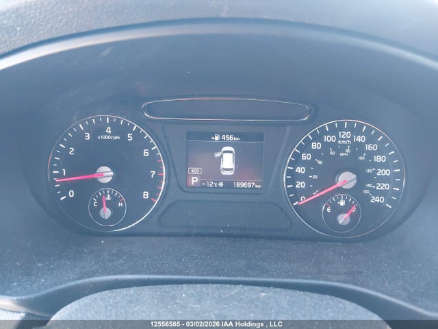 5XYPGDA39KG457929 KIA Sorento 2.4l Lx