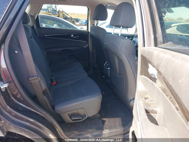 5XYPGDA39KG457929 KIA Sorento 2.4l Lx