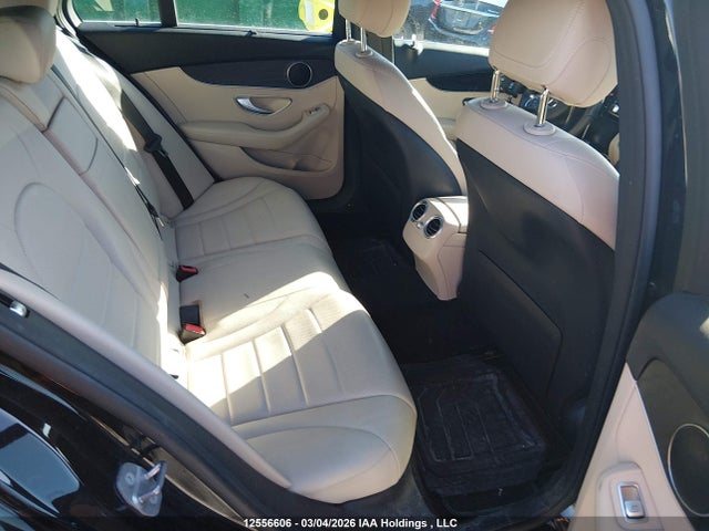 WDDWH4KB9JF627728 Mercedes-Benz C 300 4matic
