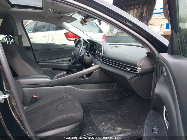 KMHLM4AG1NU289387 Hyundai Elantra Preferred Ivt With Sun And Tech Package