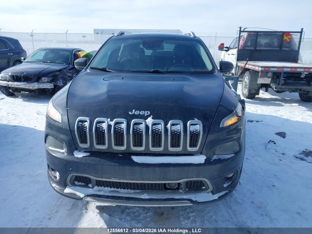 1C4PJMJS6HW585078 Jeep Cherokee Overland