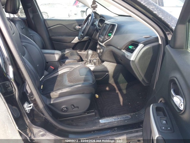 1C4PJMJS6HW585078 Jeep Cherokee Overland