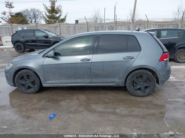 3VWG17AU7JM257772 Volkswagen Golf 1.8 Tsi Comfortline/1.8 Tsi Highline/1.8 Tsi Trendline