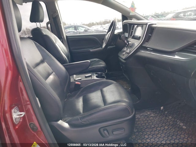 12556665 :رقم المزاد ، 5TDXK3DC5FS547351 vin ، 2015 Toyota Sienna Se 8 Passenger مزاد بيع