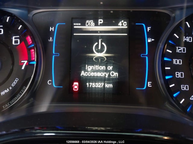 Продажа на аукционе авто 2015 Chrysler 200 S, vin: 1C3CCCBB0FN708611, номер лота: 12556668