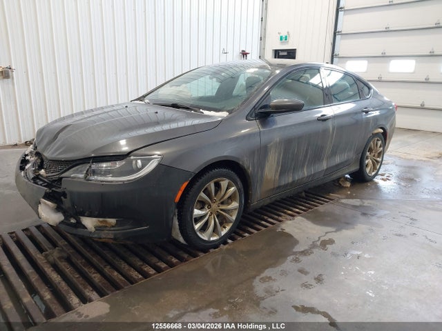 Продажа на аукционе авто 2015 Chrysler 200 S, vin: 1C3CCCBB0FN708611, номер лота: 12556668
