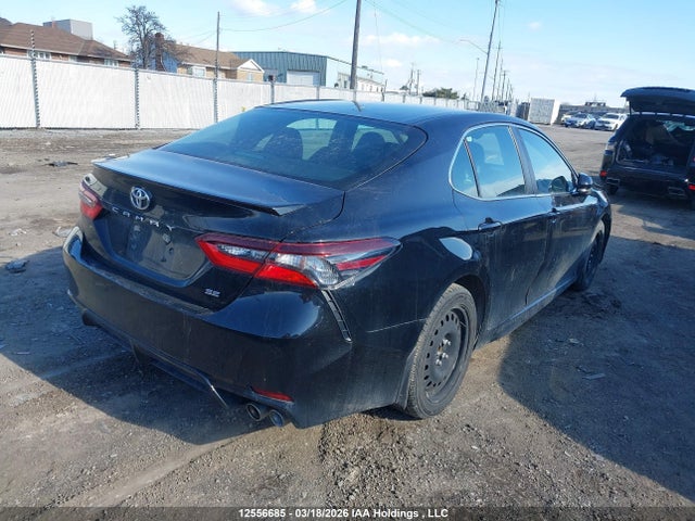 4T1G11AK1NU702373 Toyota CAMRY SE