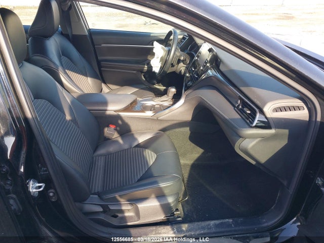 4T1G11AK1NU702373 Toyota CAMRY SE