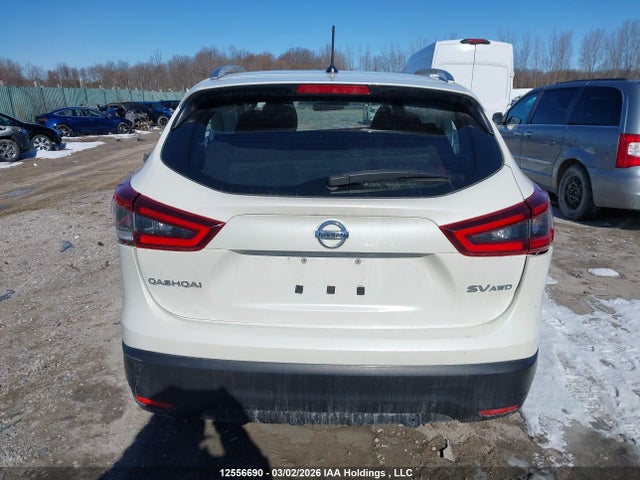 JN1BJ1BW6MW435625 Nissan Qashqai Sv