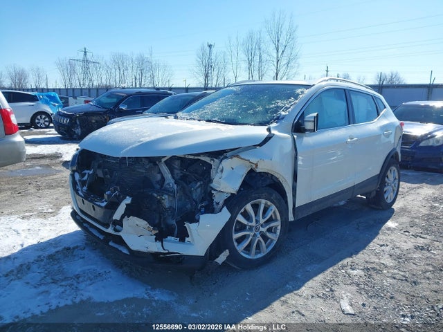 JN1BJ1BW6MW435625 Nissan Qashqai Sv