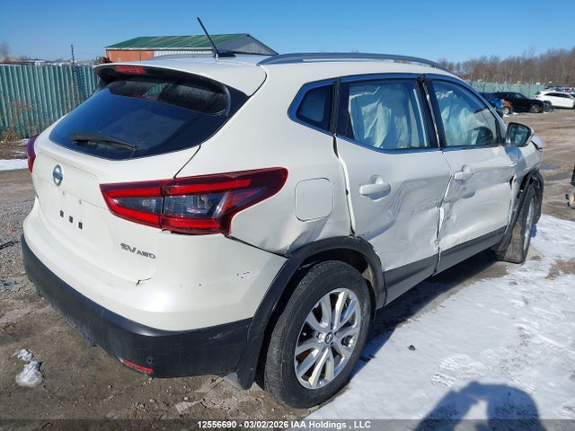JN1BJ1BW6MW435625 Nissan Qashqai Sv