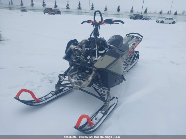 Skidoo Summit X 850 2022 2BPSTJNB0NV000245 Image 2