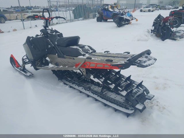 Skidoo Summit X 850 2022 2BPSTJNB0NV000245 Image 3