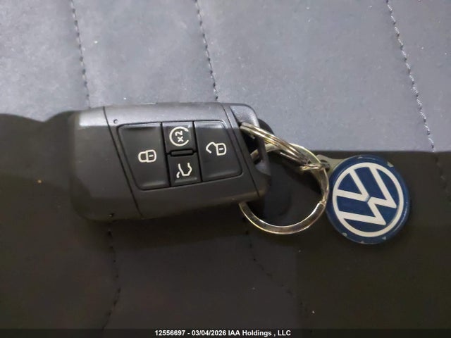 3VV2C7B21SM057493 Volkswagen Taos Se Black