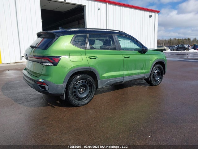 3VV2C7B21SM057493 Volkswagen Taos Se Black