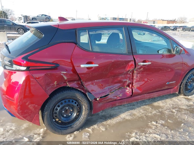 1N4AZ1CP9JC314860 Nissan Leaf S/sv/sl