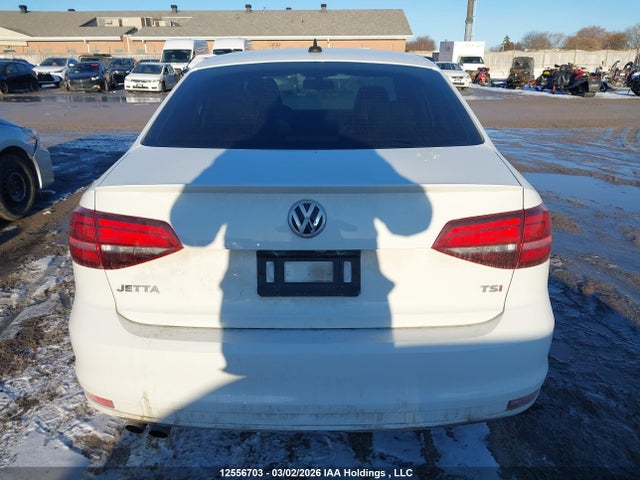 3VWL17AJ8HM276913 Volkswagen Jetta Sel/sel Premium