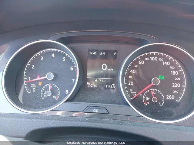 3VWH17AU0JM754067 Volkswagen Golf