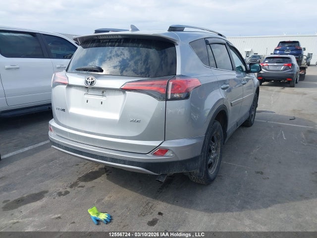 2T3WFREV8HW364143 Toyota RAV4
