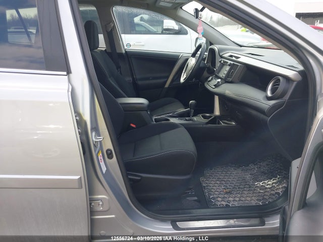 2T3WFREV8HW364143 Toyota RAV4