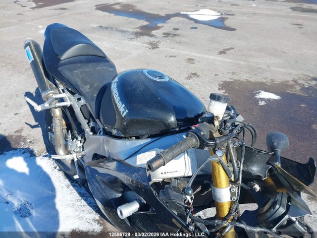 12556729 :رقم المزاد ، JKBZXJB153A013149 vin ، 2003 Kawasaki Zx636 B1 مزاد بيع
